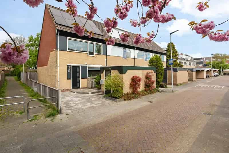 Huis te koop Maassluis 4 slaapkamers instapklaar