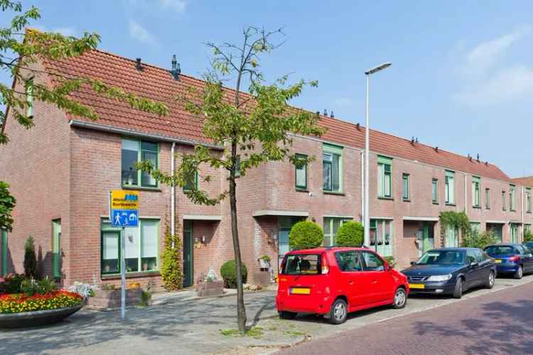 Gezinswoning nabij centrum Alphen aan den Rijn