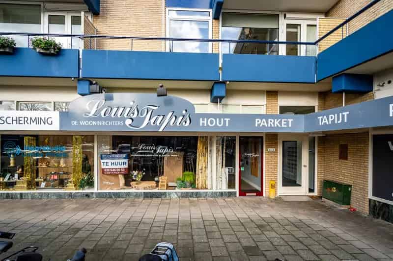 Winkel te Huur Bussum 166m2 Zichtlocatie