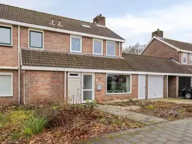 Ruime 21-kap woning Creil met 4 slaapkamers en royale tuin