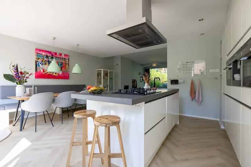 Huis te koop Rotterdam Hillegersberg: 4 slaapkamers, 2 badkamers, zonnige tuin