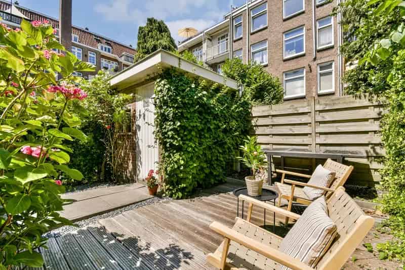 Amsterdam Oud-Zuid Benedenwoning 81m2 2 slaapkamers tuin