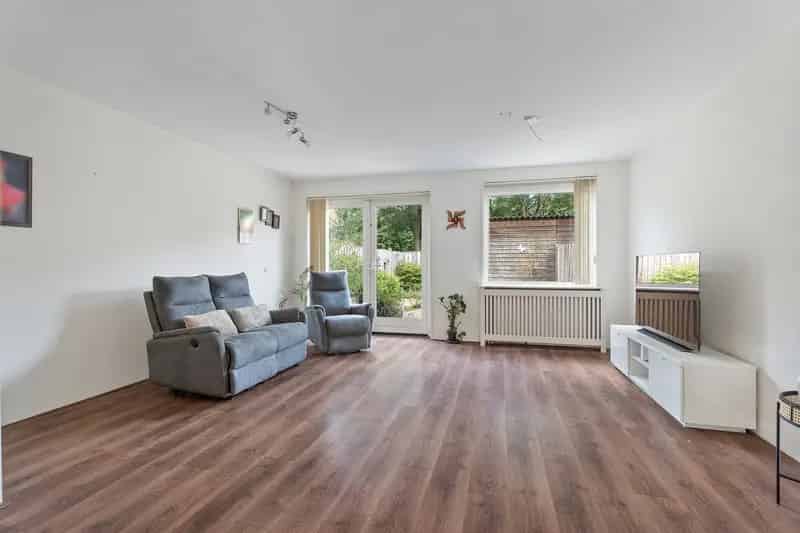Huis te koop: Laan der V.O.C. 83 1335 TK Almere | Funda