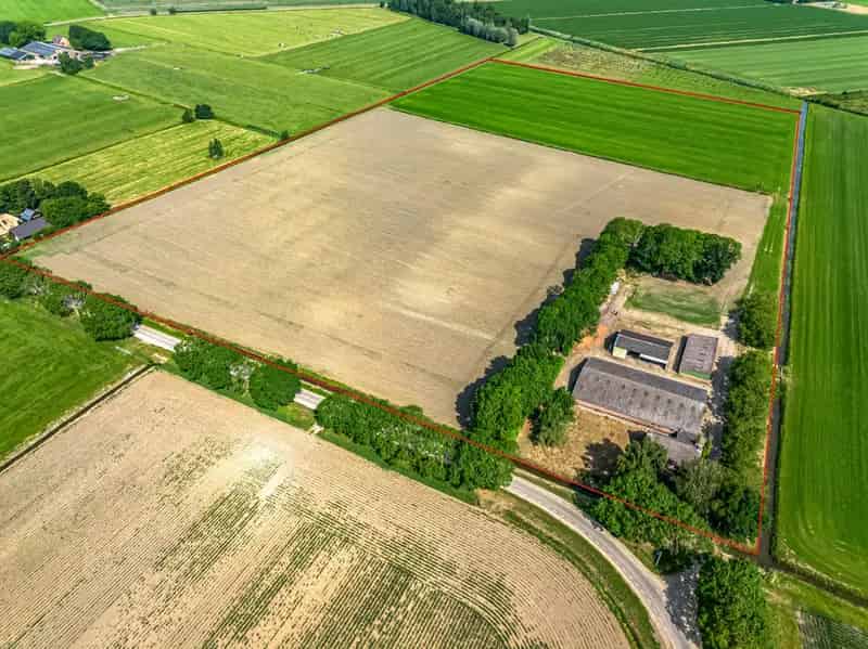 Boerderij met 10 Hectare Grond te Koop