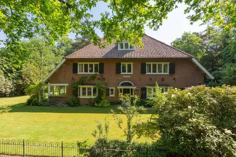 Huis te koop Hilversum: Landhuis d'Olijftak