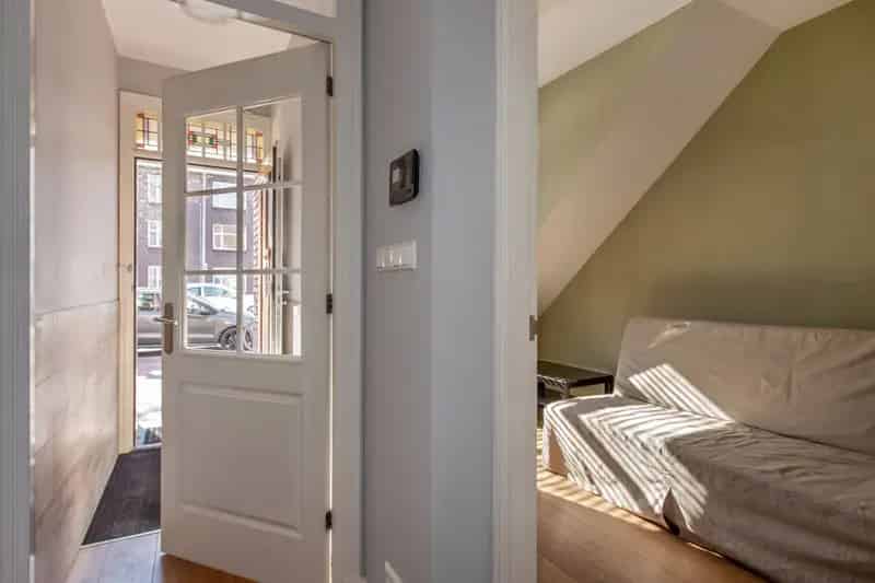 Appartement te koop Den Haag: Ruime benedenwoning met tuin