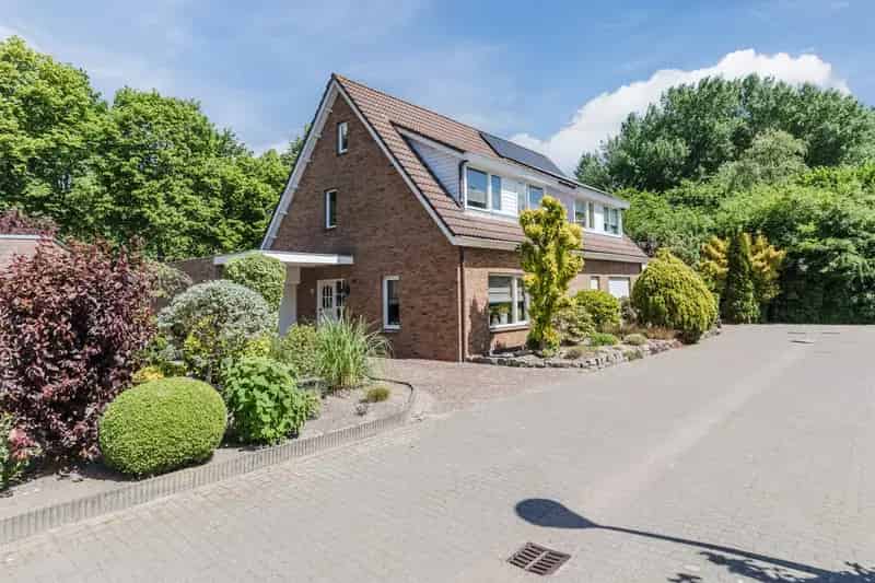 Ruime Twee Onder Een Kapwoning Breda