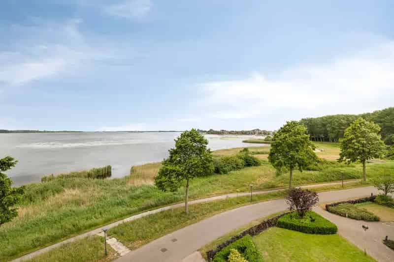 Penthouse Gooimeer: Luxe, Ruimte, Panoramisch Uitzicht