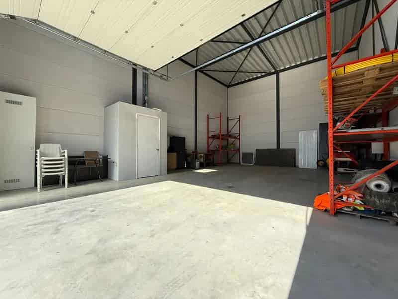 Bedrijfshal Weert | Zoek bedrijfshallen te koop: Fahrenheitstraat 20-A3 6003 DC Weert 