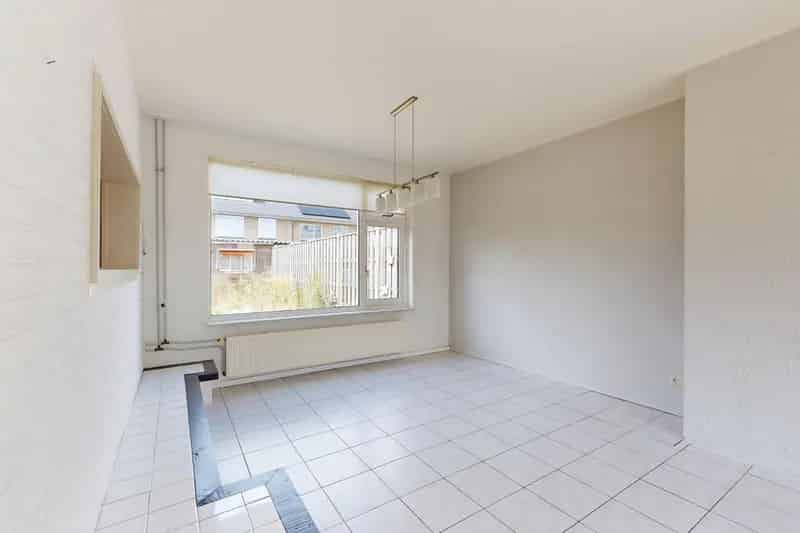 Ruime Tussenwoning 3 slaapkamers Diepe Tuin Doe Het Zelvers