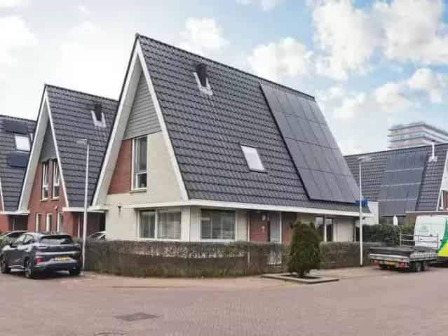 Vrijstaande woning Purmerend Weidevenne nabij station en winkels