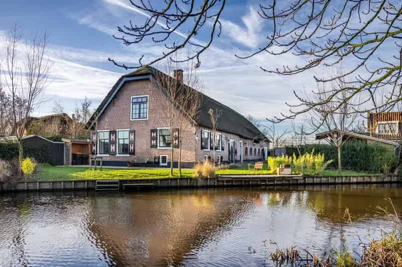 Rijksmonumentale Woonboerderij Zoeterwoude