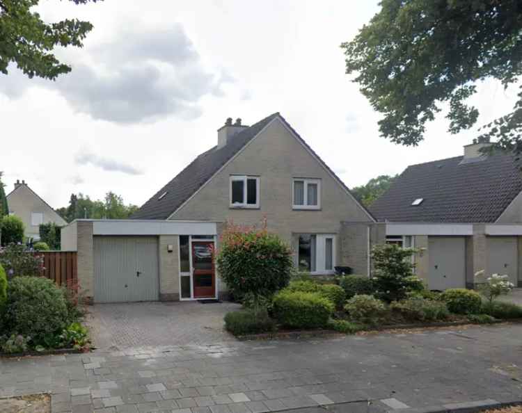 Appartement Te Huur in 8, Johan de Wittstraat, Zaltbommel, Gelderland