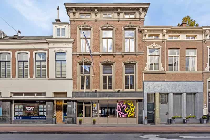Winkel te Koop Javastraat Den Haag 118m²