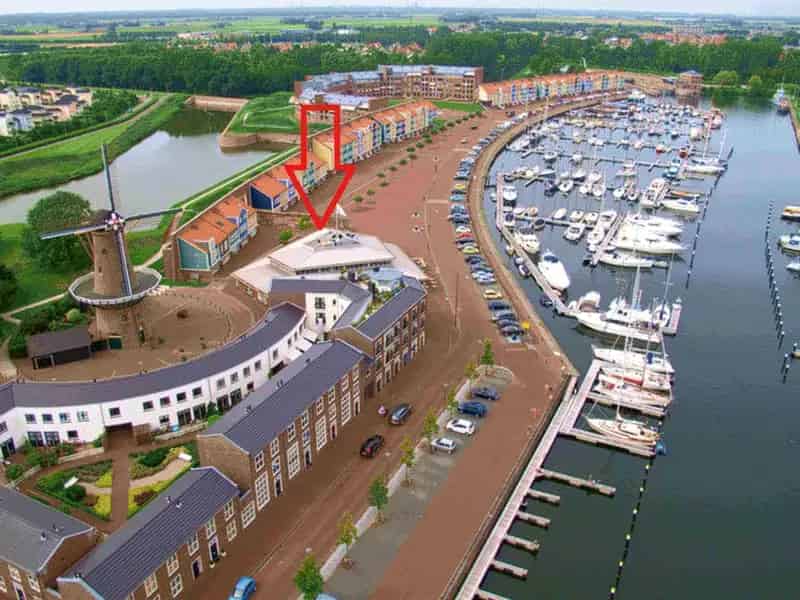 Kantoorruimte huren Hellevoetsluis 88m2
