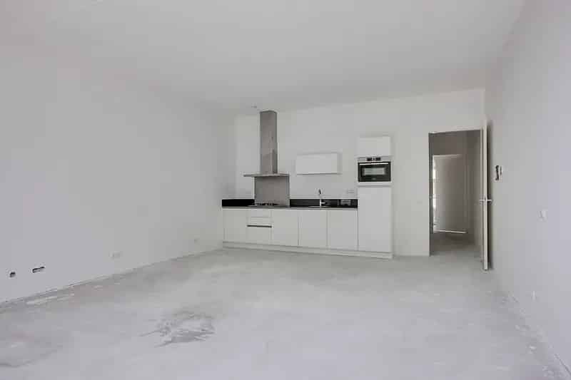 Luxe 2 Kamer Appartement Rivierenbuurt 65m2 Balkon Parkeerplaats