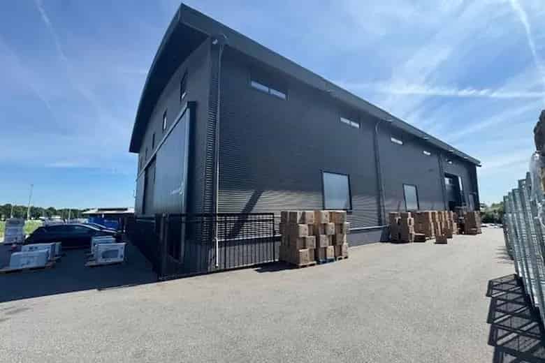 Bedrijfsruimte te huur Eemnes A1 950m2 Kantoor