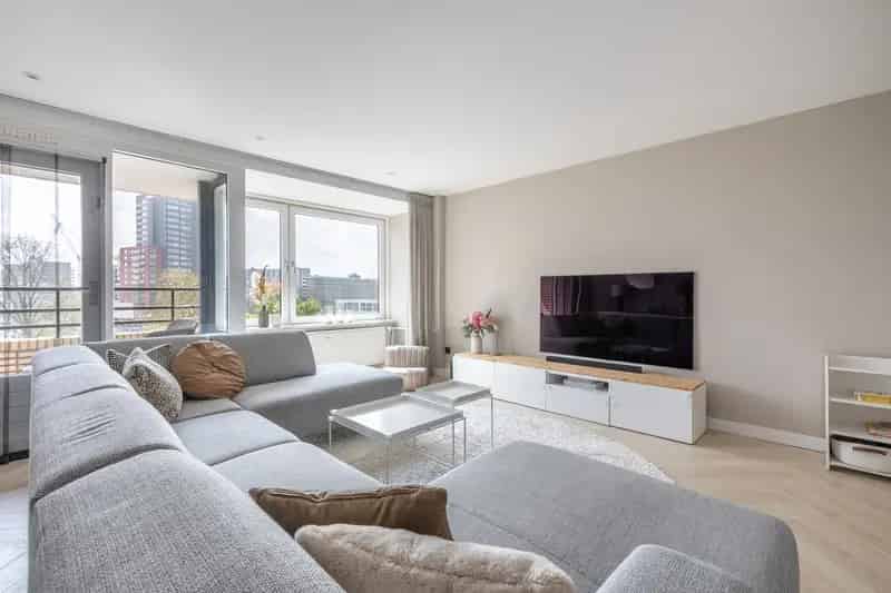 Luxe appartement Amsterdam Nieuw West  89m2  Panorama Uitzicht Sloterplas