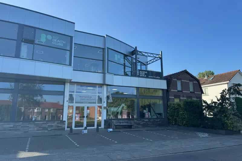 Winkel te Huur Capelle aan den IJssel Bermweg 405m²