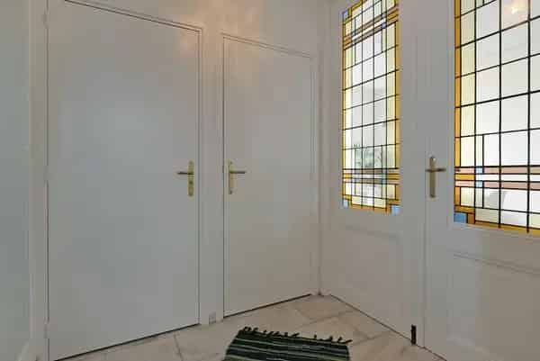 Huren woning: Reageer via Funda of Pararius