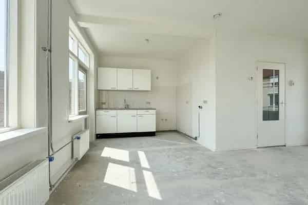 Half Vrijstaande Woning Sluiskil Starters 3 Slaapkamers Tuin