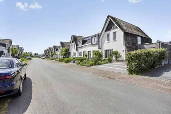 Moderne Rietgedekte Hoekwoning Stadspolder Kortgene