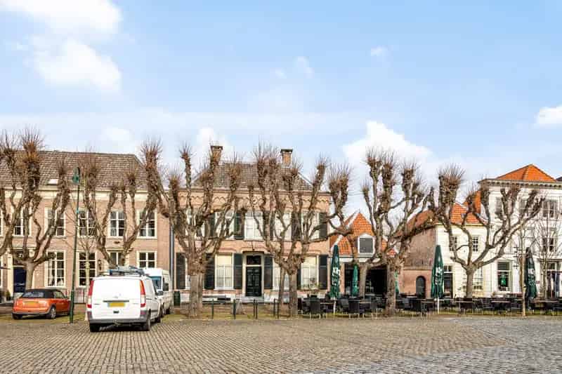 Kantoorpand Geertruidenberg 135m2  Markt