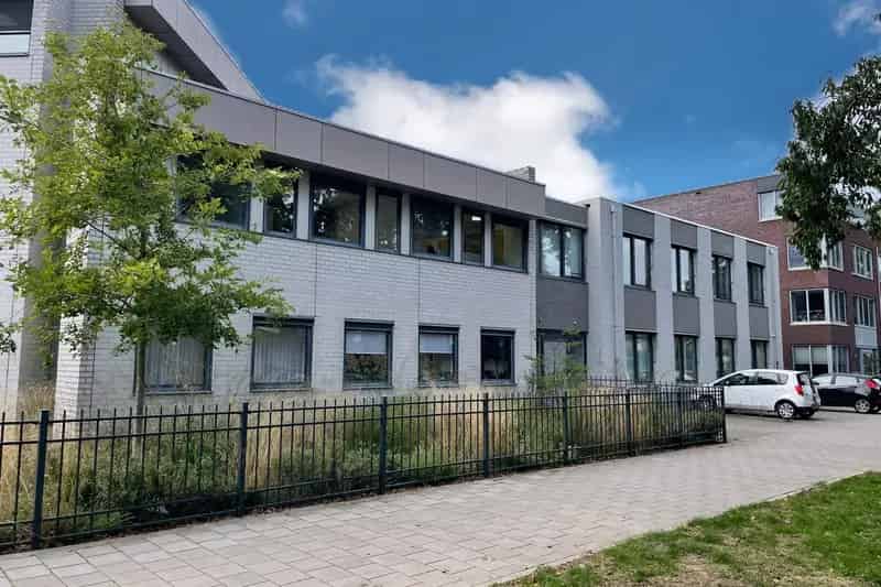 Kantoorruimte te huur Oss: 925m² Gezondheidscentrum