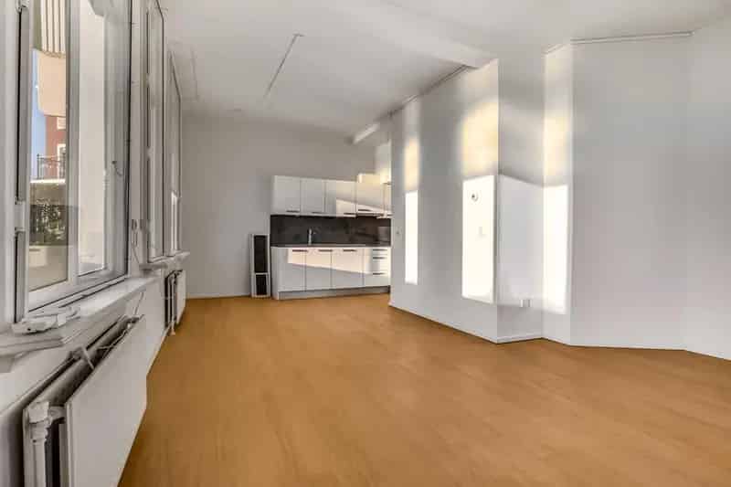 Prachtige 2-onder-1-kapwoning met Waalzicht