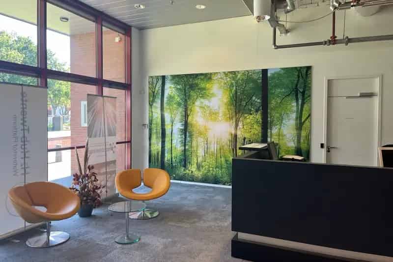 Bedrijfshal te Huur Almelo 8300m2 Bedrijfsruimte 5690m2 Kantoorruimte