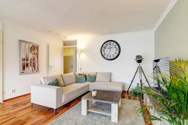 3 Kamer Appartement Hoogvliet Instapklaar Balkon