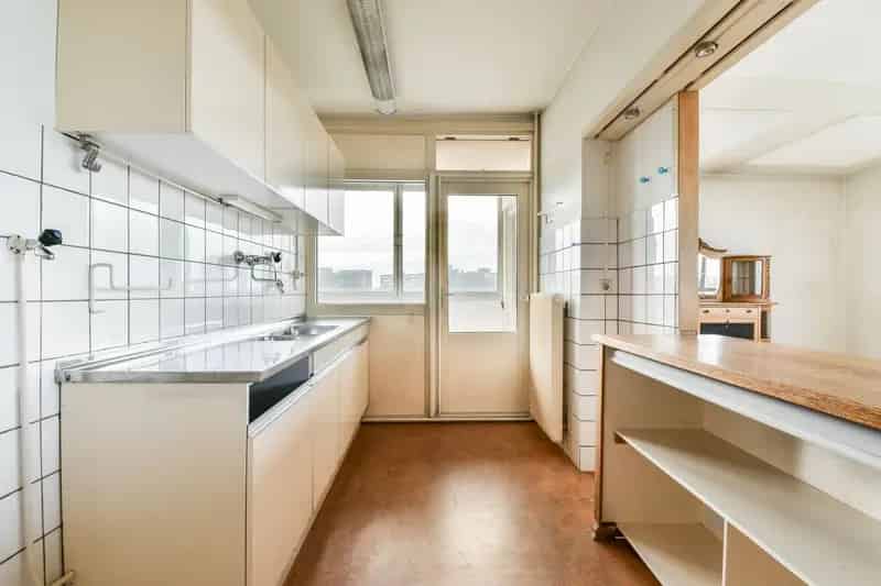 Amsterdam Noord 3-kamerappartement 102m2 Nabij Metro