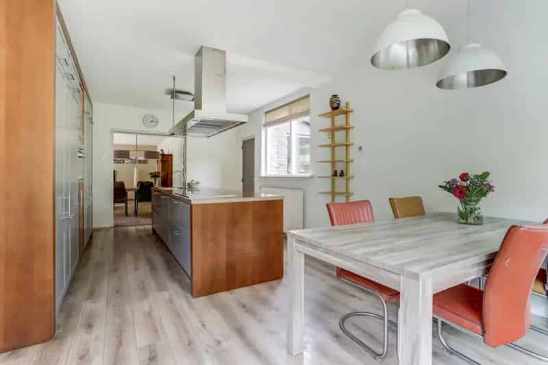 Vrijstaande Villa Kaatsheuvel 4 slaapkamers Grote Tuin