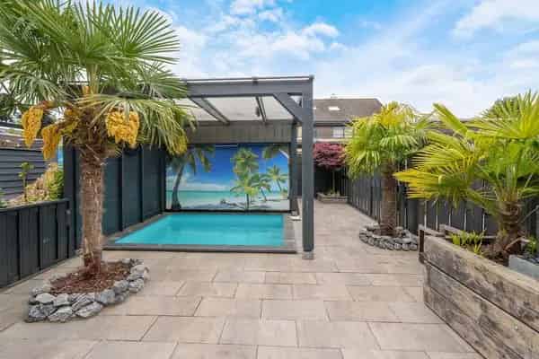 Huis Te Koop , 8, Leeuwenburg, Barendrecht, Zuid-Holland