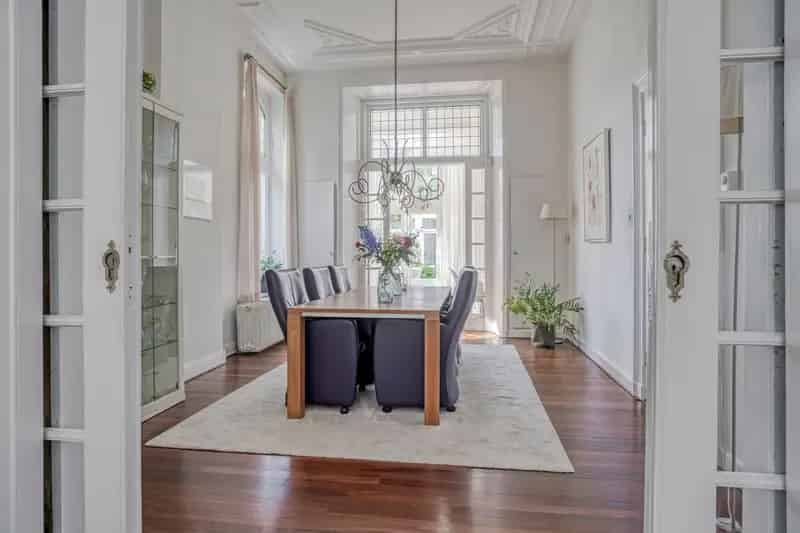 Huis te koop Nijmegen Berg en Dalseweg: Monumentale hoekwoning met praktijk