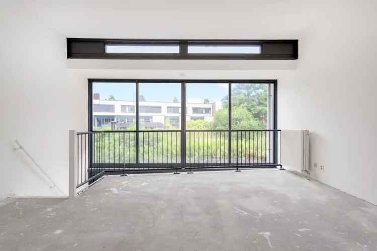 Te huur: Ruime Drive-in Woning 145m2 Almere 3 slaapkamers