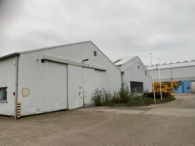 Bedrijfshal Arnhem 900m2 te huur - Goede bereikbaarheid
