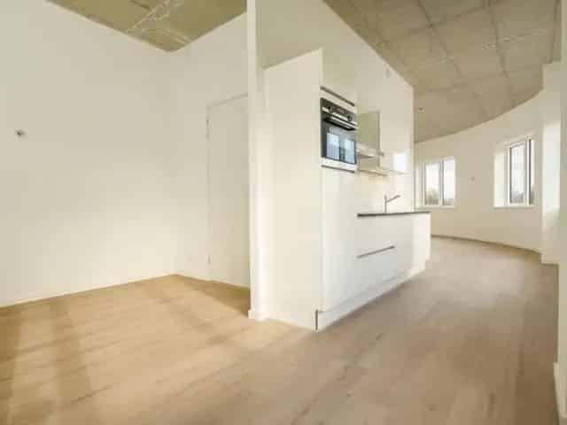 Modern Loft Appartement te Huur in Voorburg