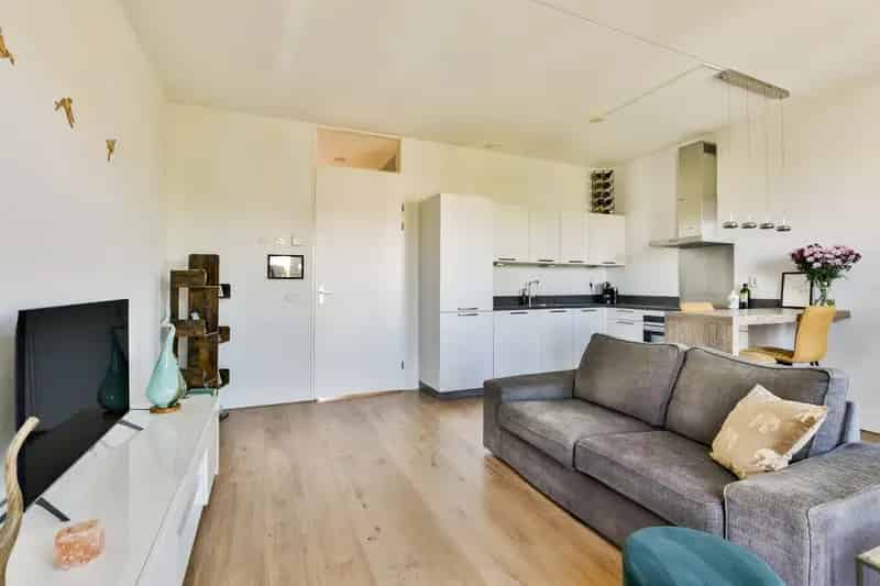 Appartement te koop Almere Poort Instapklaar Balkon Moderne Keuken
