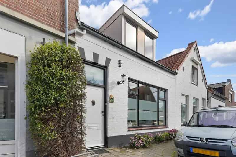 Tussenwoning Oost-Souburg 2 slaapkamers tuin