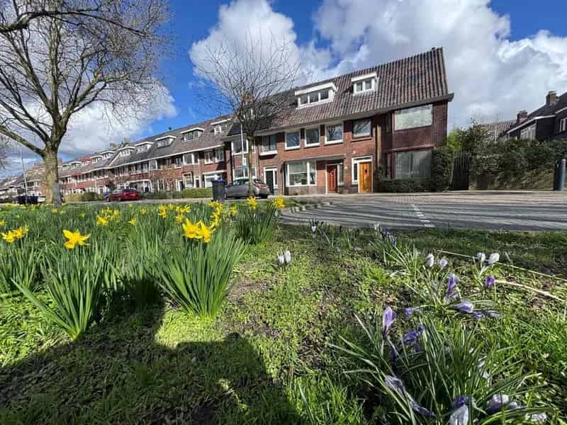 Gestoffeerde woning 4 slaapkamers Zuidwest nabij station