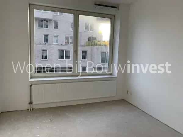 3 Kamer Appartement Zuidas 80m2 Balkon Moderne Keuken