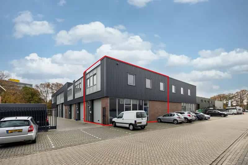 Bedrijfshal te huur Bilthoven 156m²  - Kantoorruimte - Larenstein