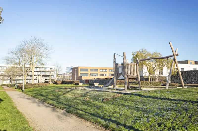 Moderne woning nabij station Reeshof