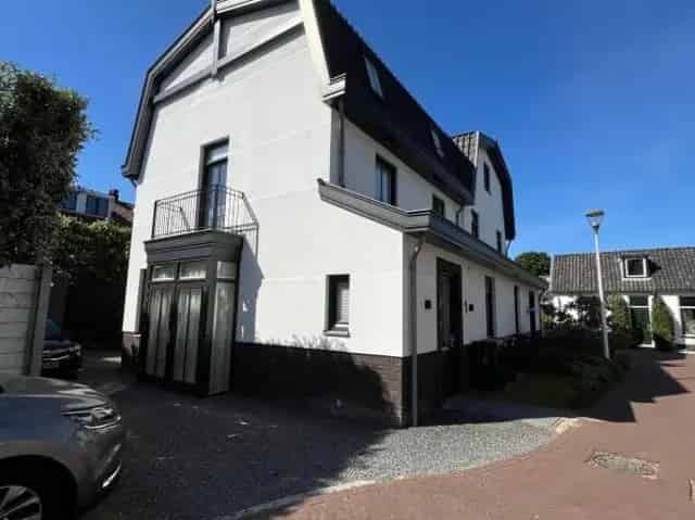 Woonhuis huren Gooise Meren