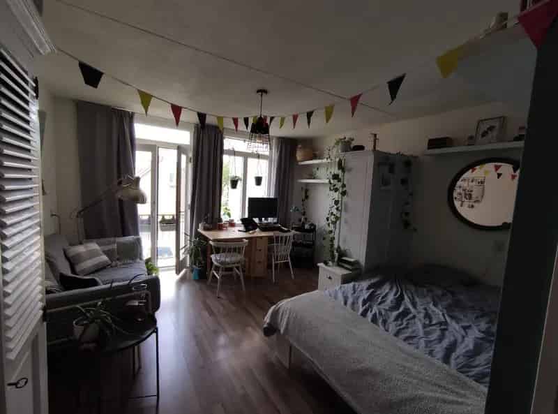 Studentenkamer Enschede Huize Hardt Op Tafel