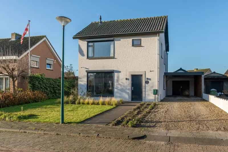 Luxe Vrijstaande Woning te Heesch 4 slaapkamers 2 badkamers