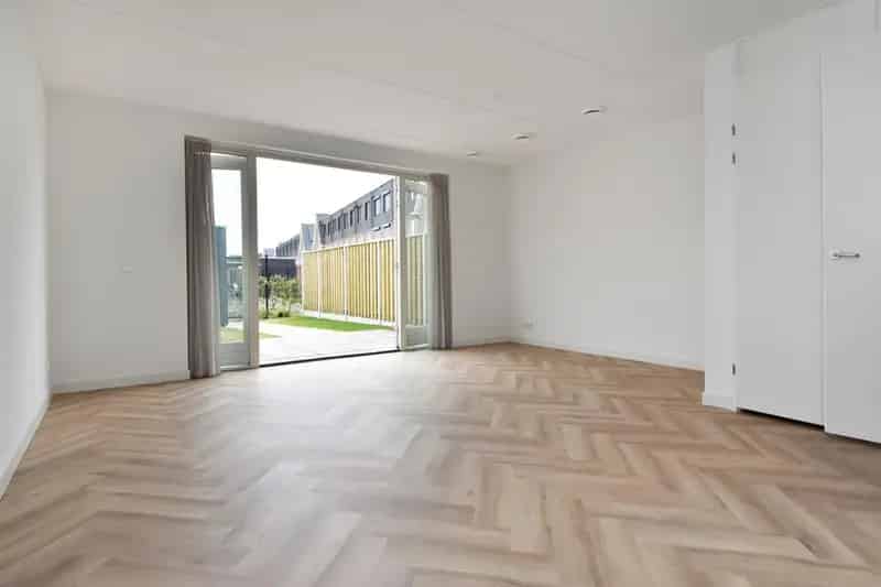 Ruime Familiewoning Vroondaal Nabij Strand