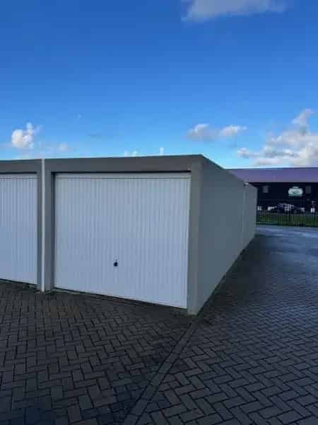 Garagebox te huur 18m2 met elektra en verlichting