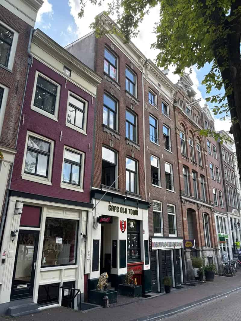 Belegging Amsterdam | Zoek beleggingen te koop: Oudezijds Voorburgwal 141-2 1012 ES Amsterdam 